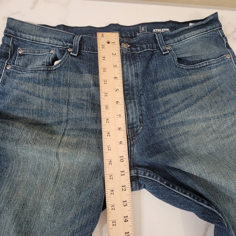 G George Jeans Mens Size 38 x 32 Athletic Distressed Denim Stretch Medium Wash - Picture 5 of 16
